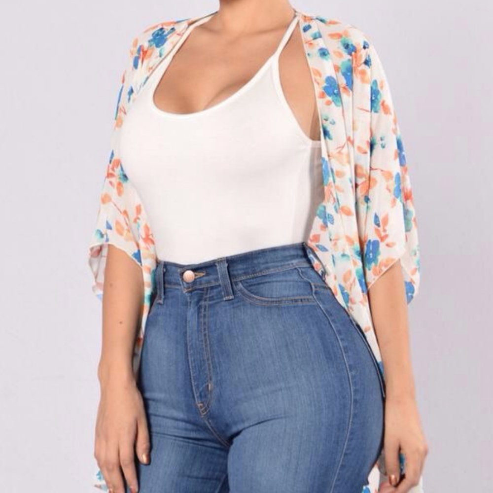 Fashion Nova Floral Kimono